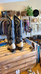 e.g. Refurbished Boot Four