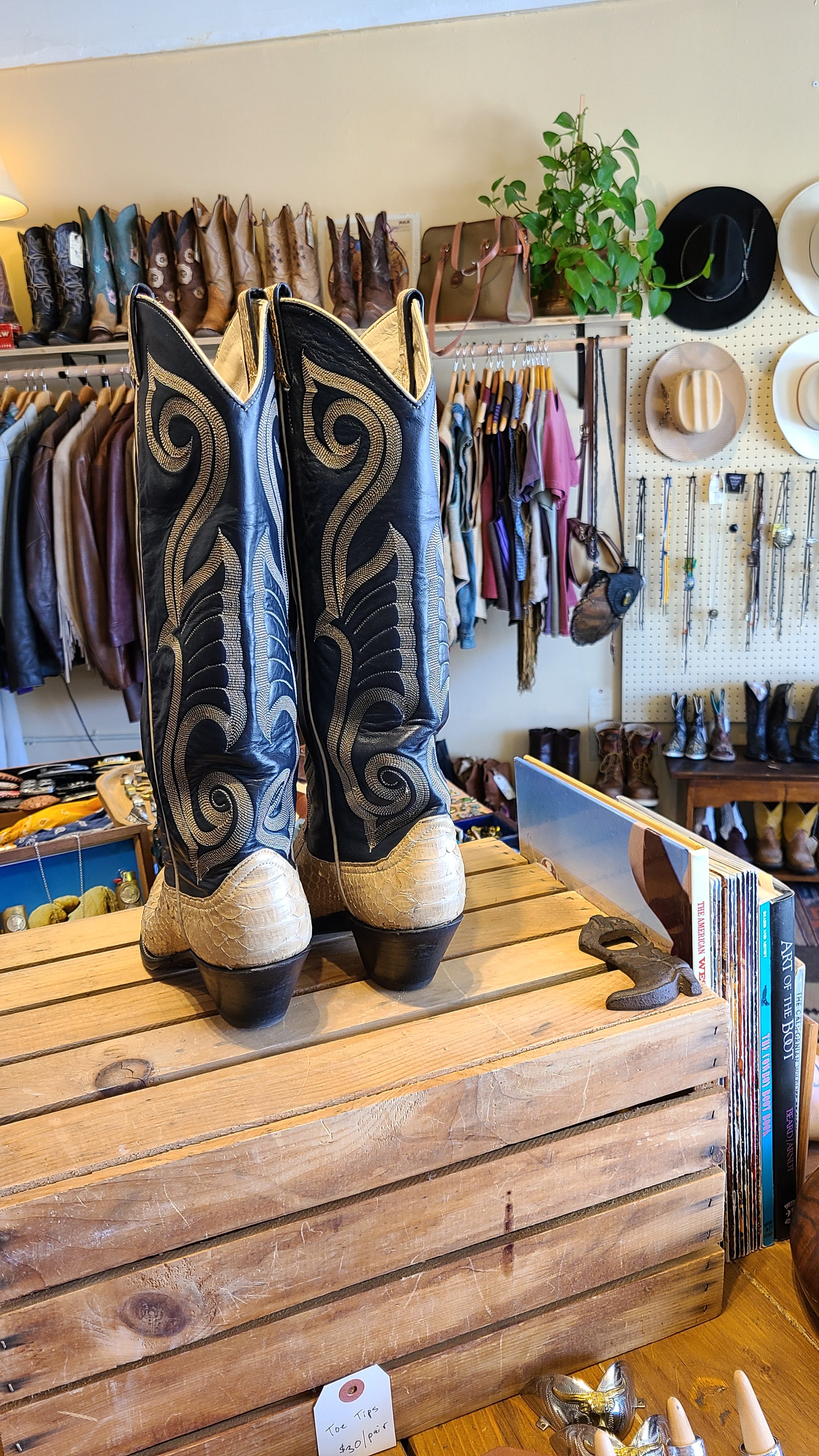 e.g. Refurbished Boot Four