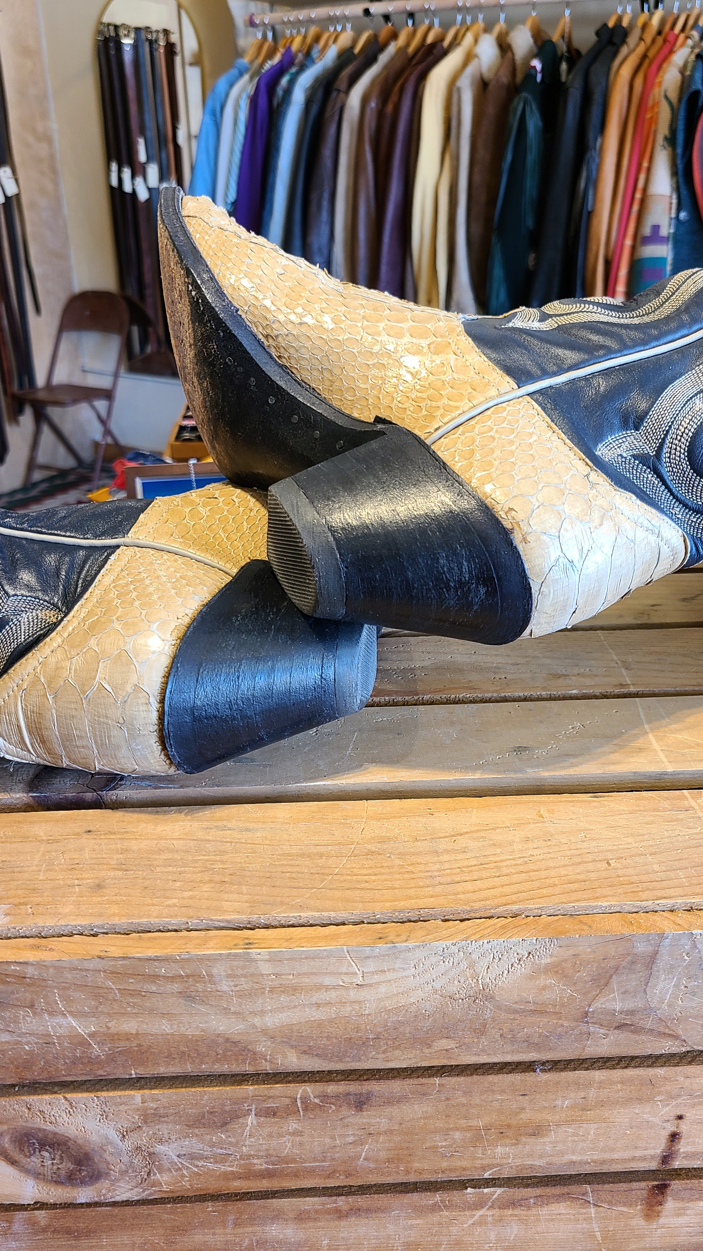 e.g. Refurbished Boot Four
